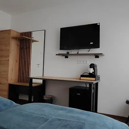 Seibel Doppel-zweibettzimmer Mit Bad Reutlingen