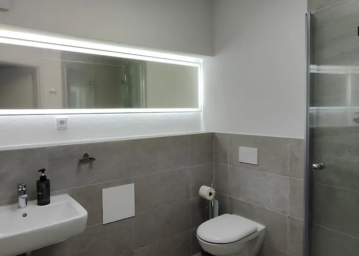 Seibel Doppel-zweibettzimmer Mit Bad Gasthuis Reutlingen